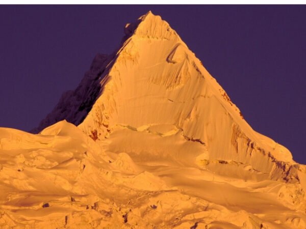 Alpamayo Circuit: 8 Days in the Heart of the Cordillera Blanca